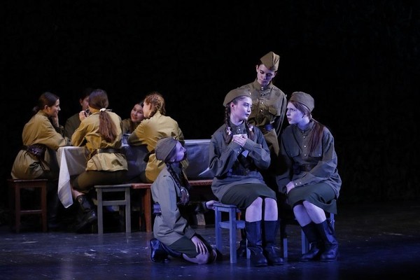 Творческая акция, посвященная Международному дню театра «Свет рампы»