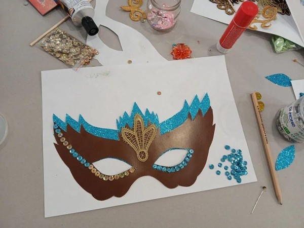 Мастер-класс «Театральная маска»