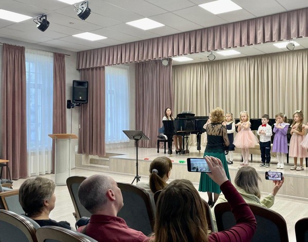 Интерактивная программа «Весенняя капель» для малышей