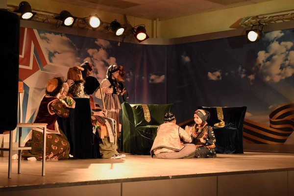 Спектакль: «Душа татарского узора» в Доме дружбы народов