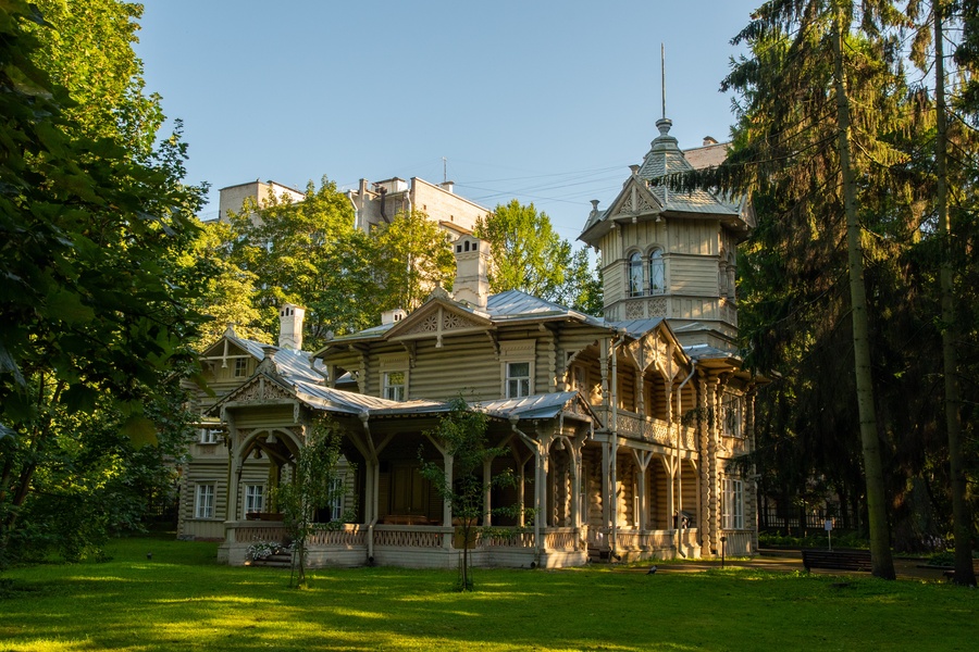 Игрушки старого дома