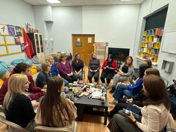 Заседание книжного клуба «ЛиТерра»