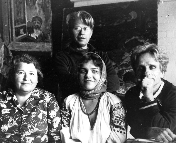 Выставка «Братья Ткачевы. Семейные истории»