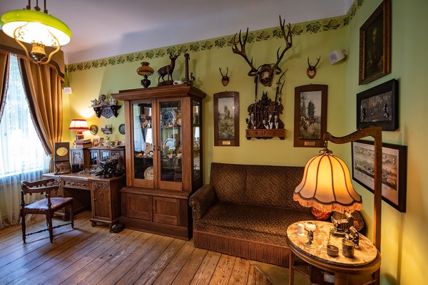 Altes Haus. Прогулка Калининberg. Дом Китобоя