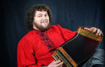 Михаил Коломыцев (гармонь). Гармония весны