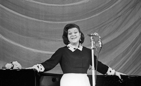 Концерт «Клавдия Шульженко. Синий платочек»