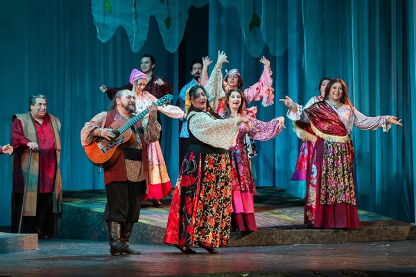 Трудное счастье