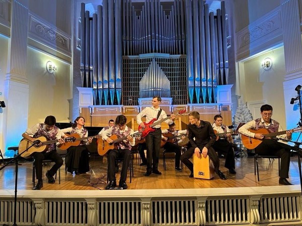 Тематический вечер «Магия струн»