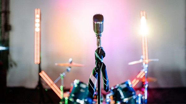 Концерт Виталия Карталова «Весна... Хорошее настроение!»