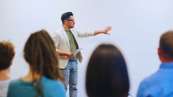 История дуэли Виктора Шкловского