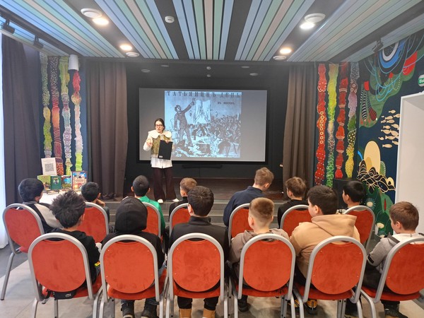 Чтение с погружением «Как заморить червячка, или куда кот наплакал»