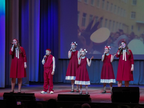 Концерт «Дружба, творчество, единство!»