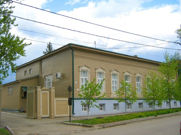 Выставка «Зоопарк на столе. Анималистическая настольная скульптура»