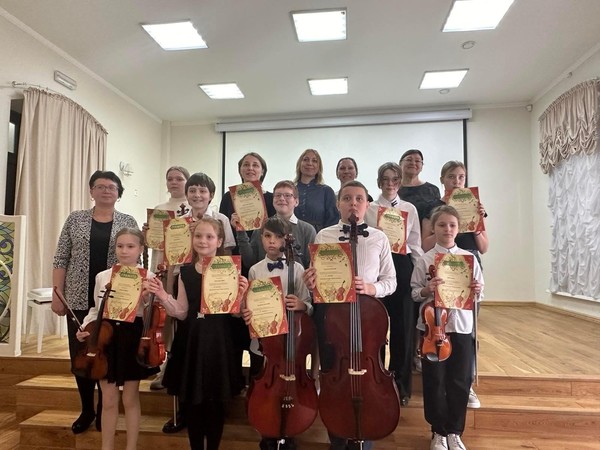 Школьный конкурс учащихся струнно-смычкового отделения «Юный виртуоз»