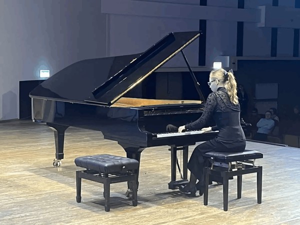 V Областной открытый конкурс исполнителей на фортепиано