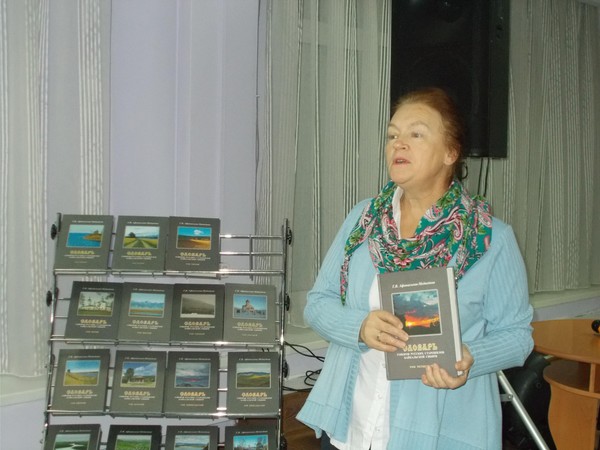 А кони все скачут и скачут…