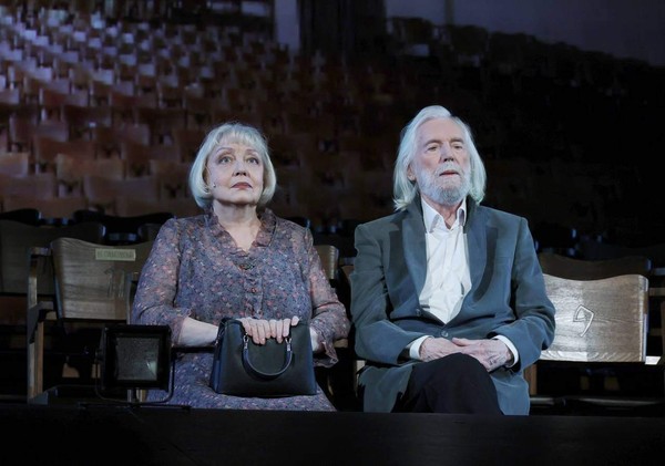 Спектакль «9-й ряд. 10-е, 11-е место»