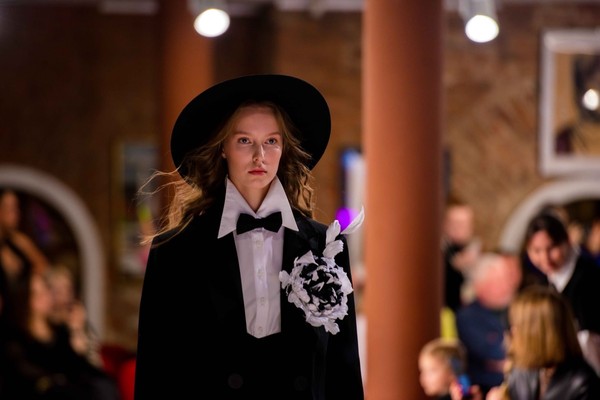 Неделя моды. 24 сезон. Ledies