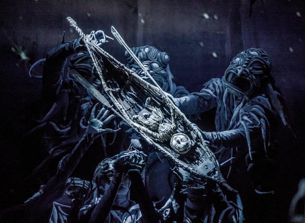 Спектакль «Пегий пес, бегущий краем моря»