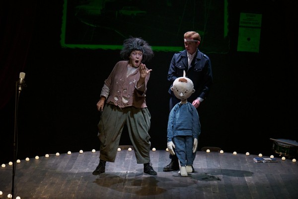 Спектакль «Похороните меня за плинтусом»