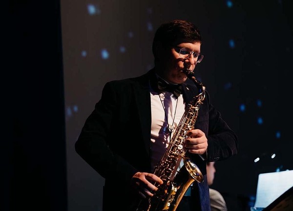 Орган и свечи. Музыка великих: Микаэл Таривердиев Ирония судьбы, 17 мгновений весны, Король-олень