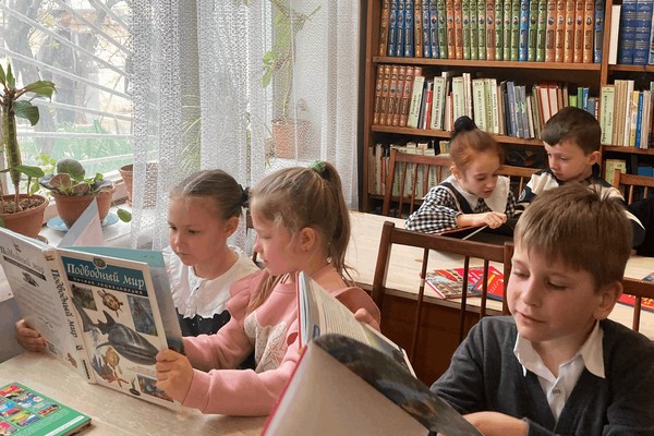 Литературная программа «Здравствуй, книжкина неделя»