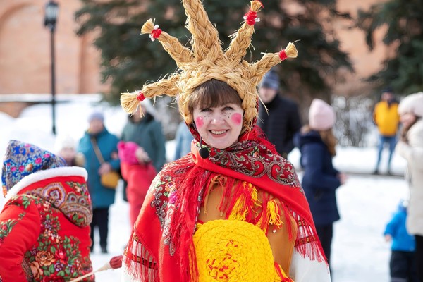 Птиц кличем, весну зовем