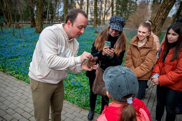 Лекция «Хвойные культуры в декоративном садоводстве: от основ дендрологии до агротехники»
