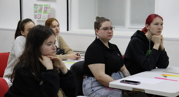 Интеллектуальная игра «Нескучная классика»