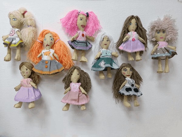 Выставка «Подарок маме»