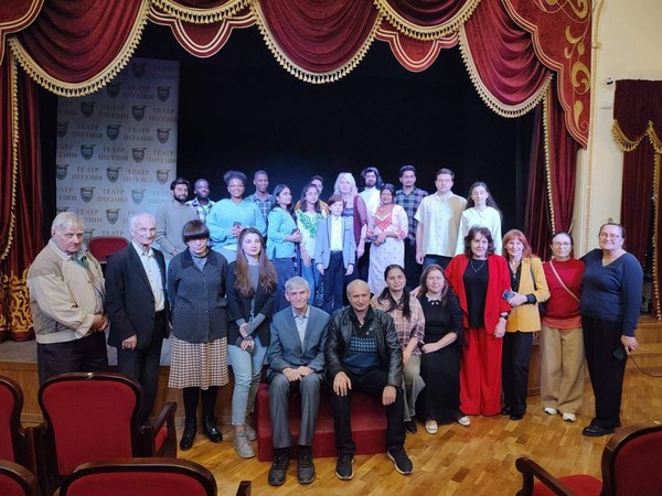 Вечер ко Всемирному дню поэзии, посвященный Году единства народов России