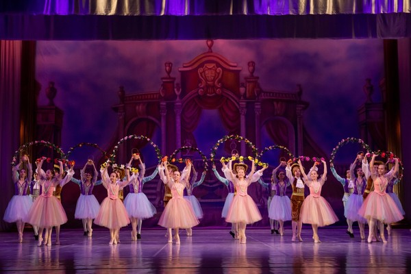 Творческая встреча с артистами балета Государственного театра оперы и балета им. И. М. Яушева