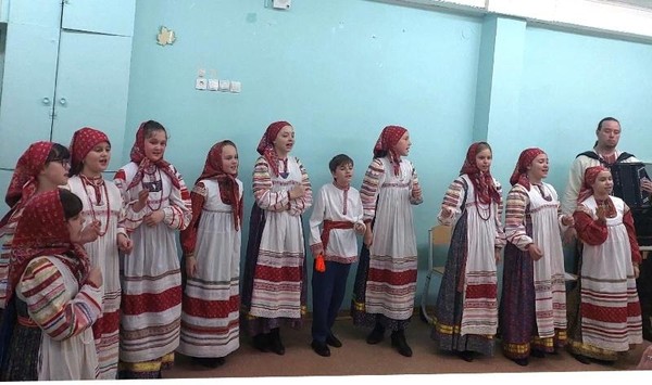 «Люблю я песню русскую»