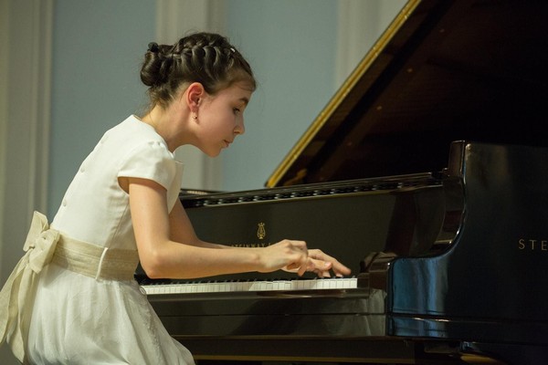 Мастер-класс «Работа над этюдами К. Черни в классах фортепиано»