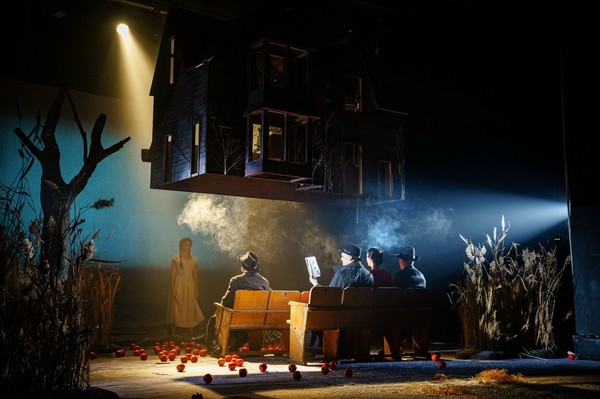 Тёмные аллеи