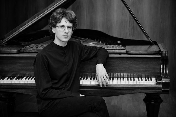 Концерт Джеймса Фролова