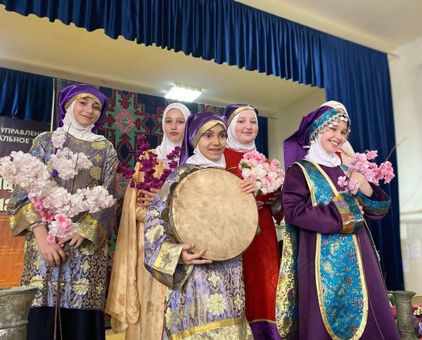 Программа «Солнечный праздник Навруз»