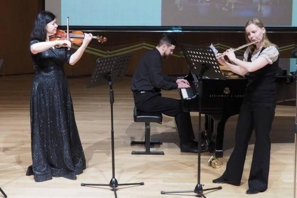 Программа «НеСовсемКонцерты»