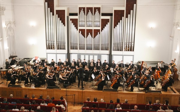 Концерт симфонического оркестра