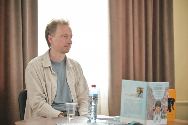 Встреча с писателем Дмитрием Косяковым