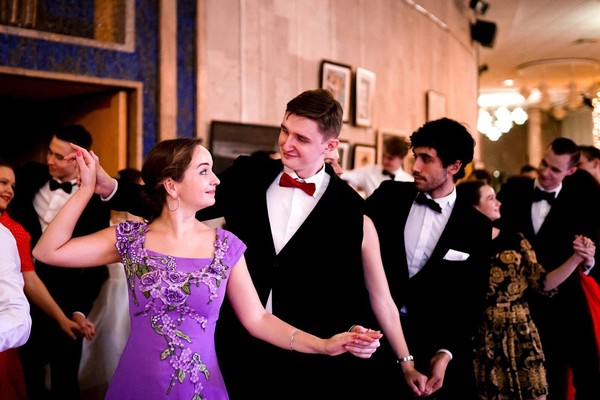 ТАНЦЕВАЛЬНЫЙ БАТЛ «ПОД РИТМ ВЕСЕННЕЙ КАПЕЛИ»