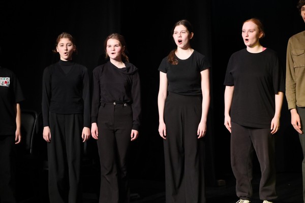 Занятия Молодежной студии при театре