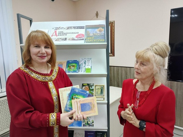 «Мысли в рифмах», презентация книги Екатериной Игнатьевой