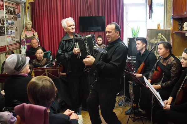 Музейный кинозал «Звук баяна звонкий»