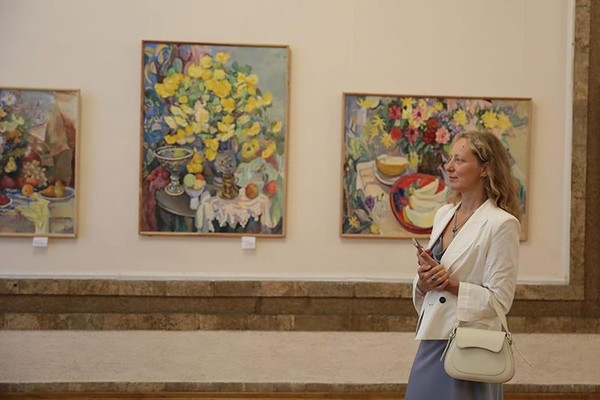 Выставка «Весна в Крыму»