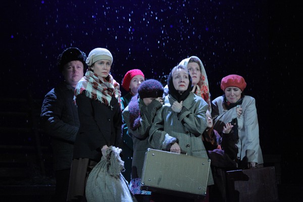 Спектакль «Жизнь с привилегиями «навечно»