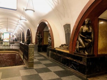 Московское метро: 7 станций, 7 чудес