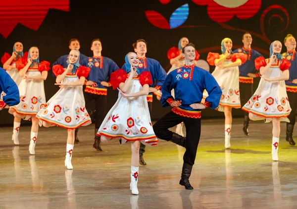 Концерт Ансамбля танца Сибири им. Михаила Годенко