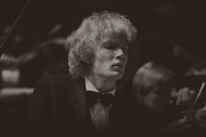 Иван Бессонов (фортепиано) и Государственный  эстрадно-симфонический оркестр