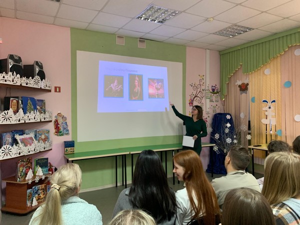 Познавательная программа «Литобзор нейрошедевров»